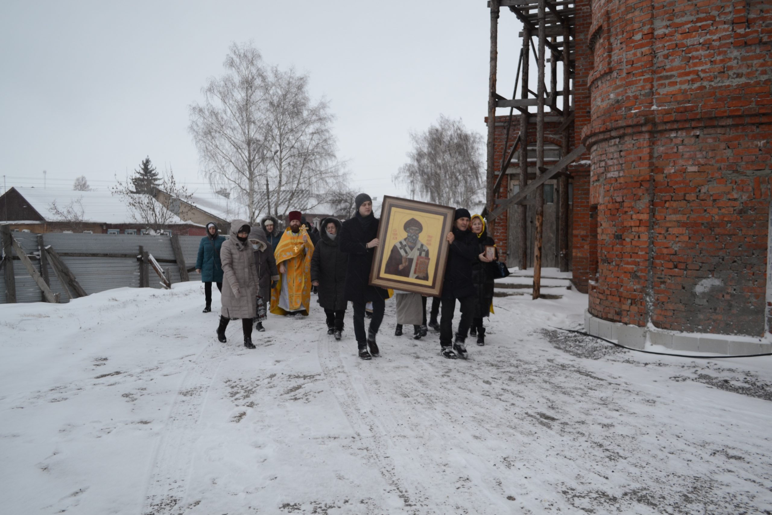 Молебен 25 декабря в храме. Заокский Церковь крестный ход. Храм Георгия Победоносца в Тамбове. Церковь на красной Тамбов. С днем святителя Спиридона.